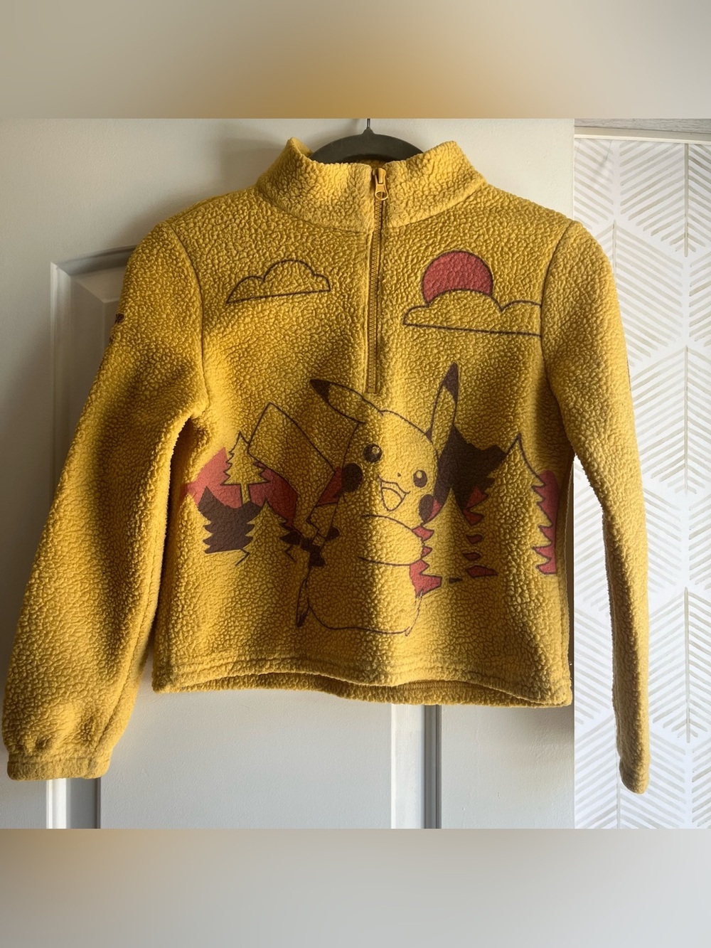 🔥CUTE Pokémon Pikachu Sherpa
Teddy Bear Fleece 1/4 Zip Pullover
Jacket SZ 8 🔥